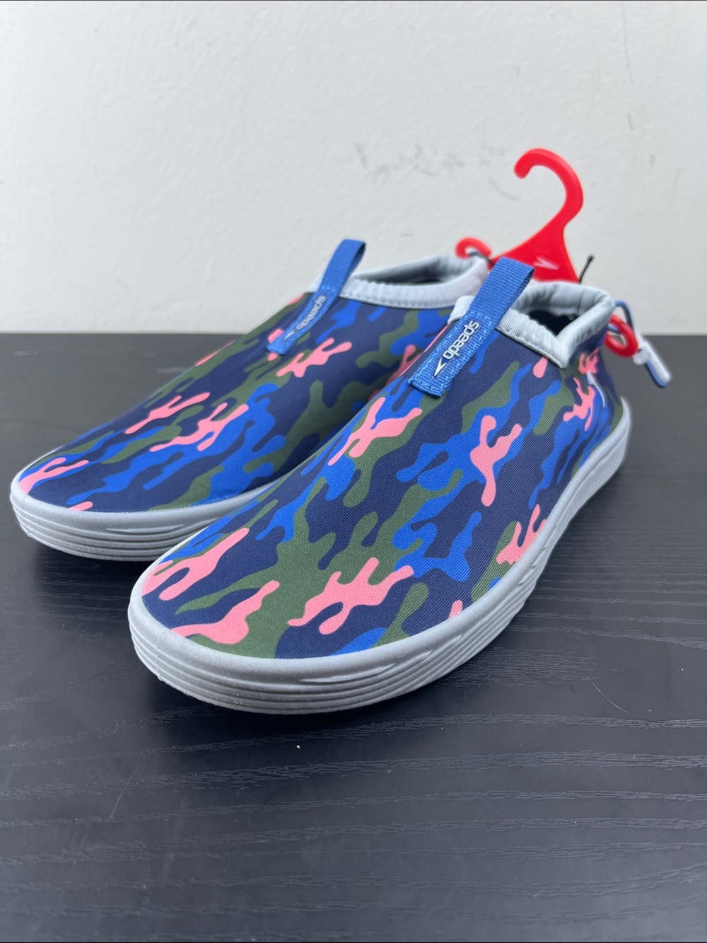 Speedo Women's Size 8 Camo Water Shoes Blue Pink Green Slip On Aqua Shoes NEW